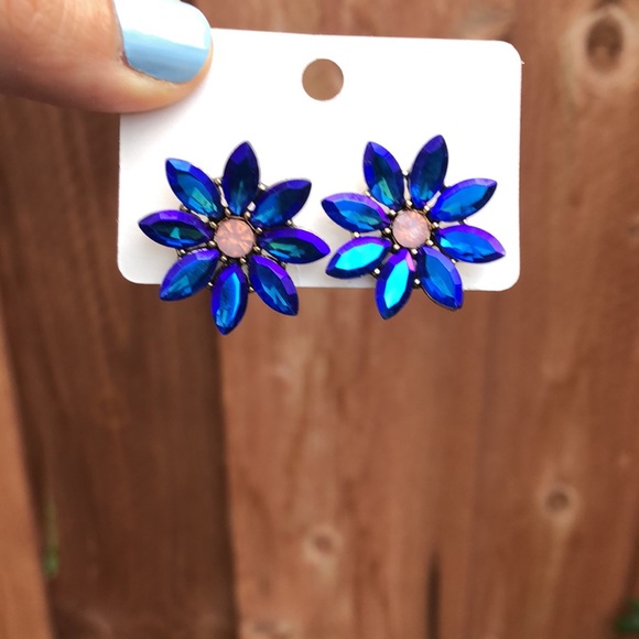 Violet Blue Aurora Borealis + Pink Opal Floral Crystal Earrings - Picture 15 of 16